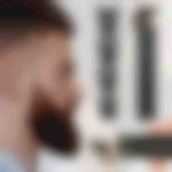 Elektrinis skustuvas su T formos peiliukais GRITSY