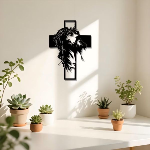 Modernus metalinis sieninis kryžius | JESUMET